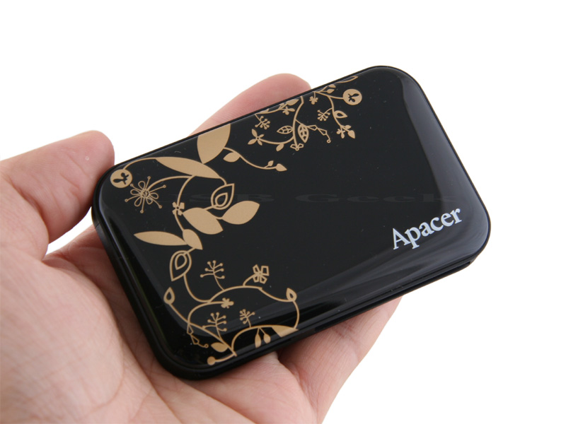 Illustration for article titled Apacer Mega Steno USB Reader Turns Staid Into Style
